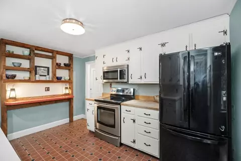 96 Wakefield St, Reading, MA 01867 photo 19