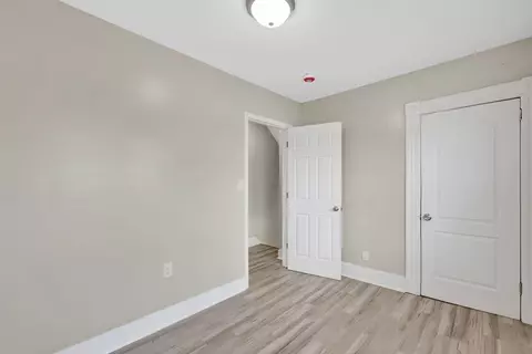 Bedroom - 171 Boston Rd, Springfield, MA 01109 photo 6 of 8