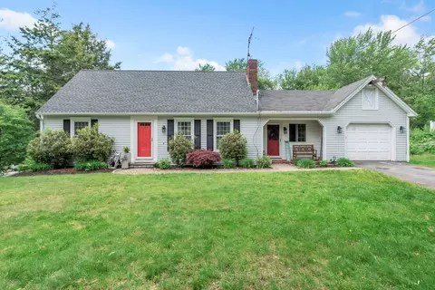 41 Lawrence St, Leominster, MA 01453