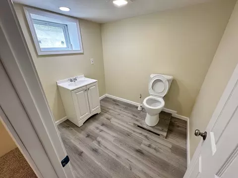 14 Aster St, Springfield, MA 01109 photo 30