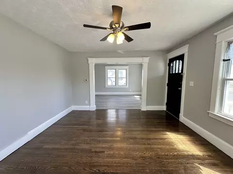 14 Aster St, Springfield, MA 01109 photo 14