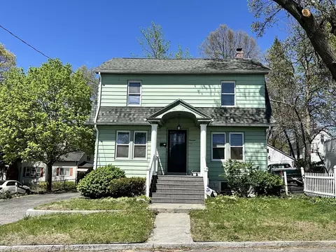 14 Aster St, Springfield, MA 01109 photo 3
