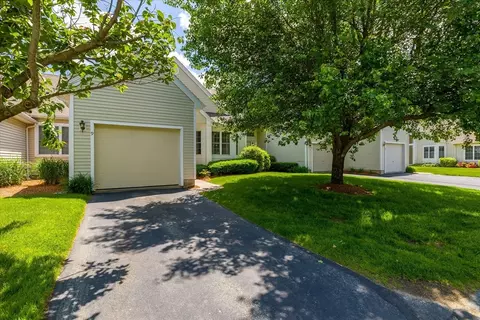 9 Edward Dr #9, Grafton, MA 01536