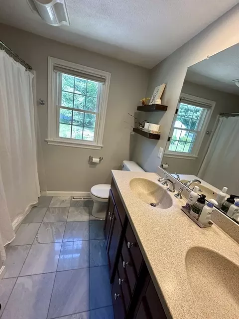 4 Tobin Dr, Maynard, MA 01754 photo 13
