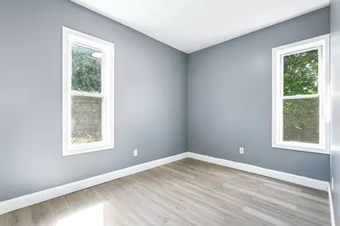 29 King St, Springfield, MA 01109 photo 17