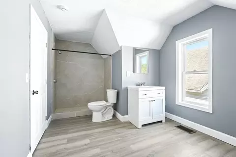 29 King St, Springfield, MA 01109 photo 10