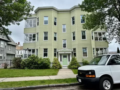 15-19 Litchfield St, Springfield, MA 01108