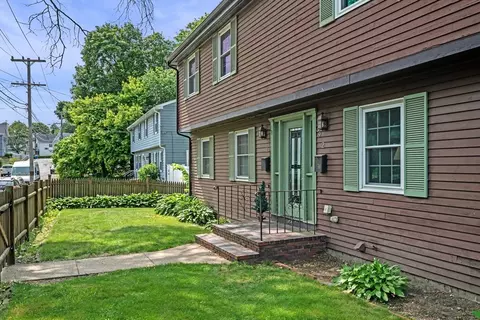 39 Bartley St #2, Wakefield, MA 01880 photo 2