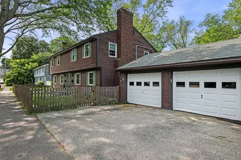 39 Bartley St #2, Wakefield, MA 01880 photo 3