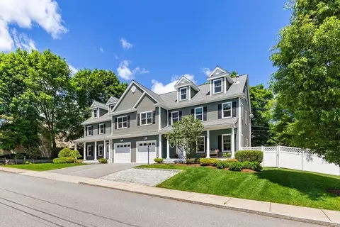 35 Rumford St #35, Winchester, MA 01890