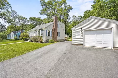 470 Oak St, Shrewsbury, MA 01545
