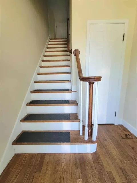Entry Way - 375 Lenox St, Athol, MA 01331 photo 1 of 2