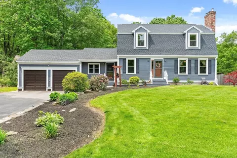 906 Clark St, Gardner, MA 01440
