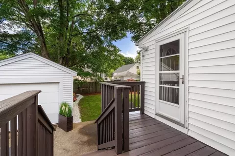 7 Coolidge Rd, Danvers, MA 01923 photo 33