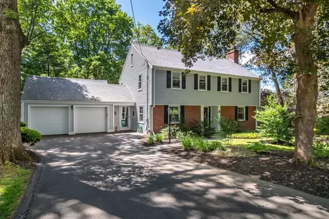 4 Philip Rd, Lexington, MA 02421
