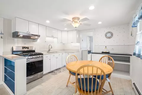 115 Wareham Lake Shore Dr, Wareham, MA 02538 photo 3