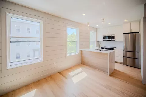 88 Maverick St #2, Boston, MA 02128