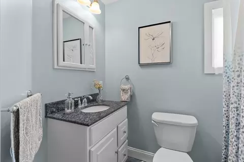 Bath - 155 Bradford St, Everett, MA 02149 photo 2 of 3