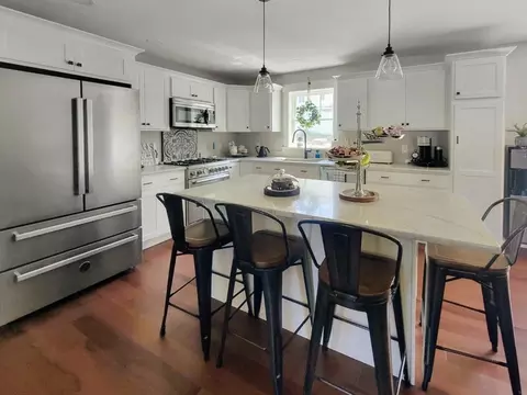 391 Gibbs St, Fall River, MA 02720 photo 11