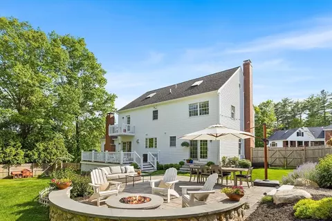38 Thoreau Cir, Beverly, MA 01915 photo 33