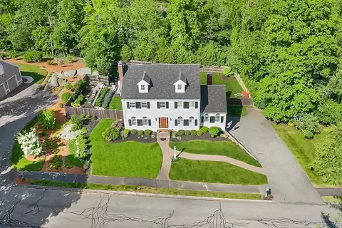 38 Thoreau Cir, Beverly, MA 01915 photo 38