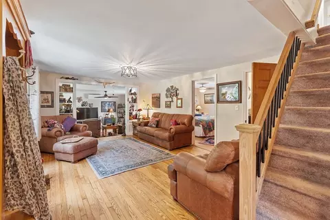 440 Twichell St, Athol, MA 01331 photo 6