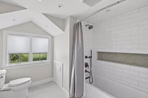 Bath - 1164 Main St, Hingham, MA 02043 photo 4 of 5