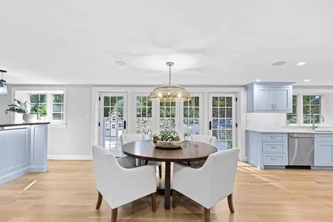 Dining - 1164 Main St, Hingham, MA 02043 photo 3 of 3