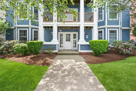 15 Whipple Ave #5, Boston, MA 02131