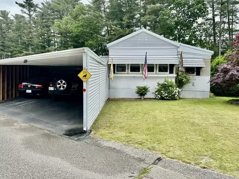 75 Maplewood Dr, Halifax, MA 02338