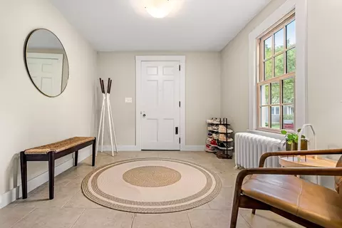 Entry Way - 13 Bertram St, Beverly, MA 01915 photo 2 of 4