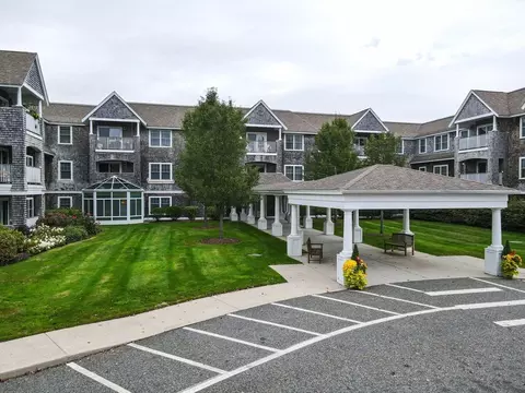 110 Dillingham #215, Falmouth, MA 02540