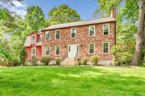 31 Alexander Rd, Hopkinton, MA 01748