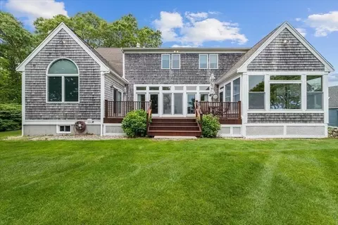 89 Standish Rd, Sagamore Beach, MA 02562 photo 32