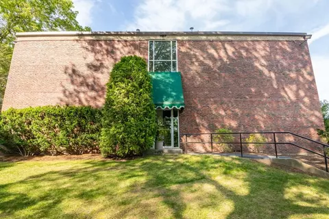 1202 Greendale Ave #131, Needham, MA 02492 photo 4