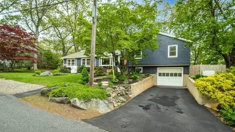 32 Holly St, Gloucester, MA 01930 photo 19