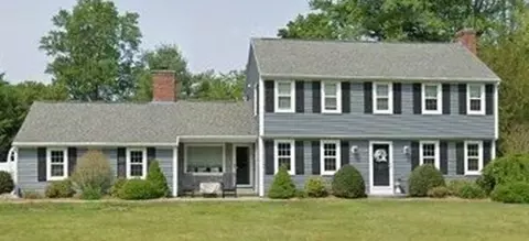 7 Scenic Dr, Wilbraham, MA 01095