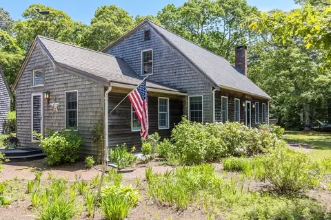 20 Hoyt Rd, Eastham, MA 02642