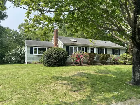 31 Edith Holmes Dr, Scituate, MA 02066