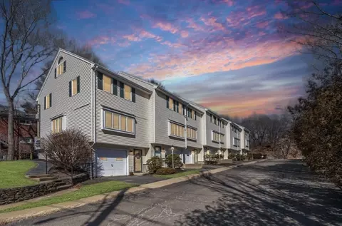 59 Denver St #2, Saugus, MA 01906