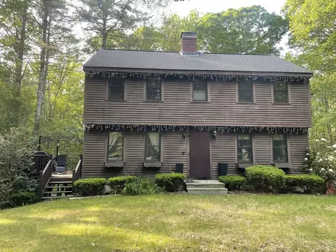 330 Arbor St, Lunenburg, MA 01462