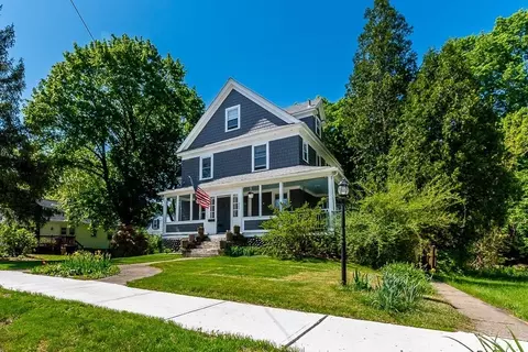 265 Stone St, Walpole, MA 02081