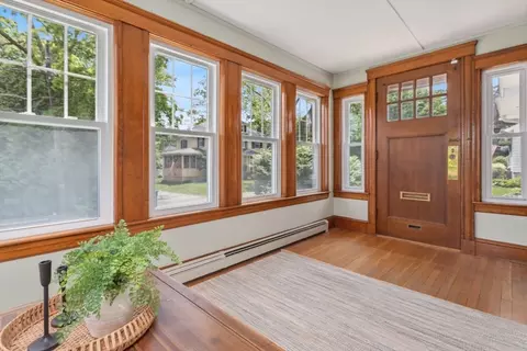 14 Fairview Ave, Reading, MA 01867 photo 3