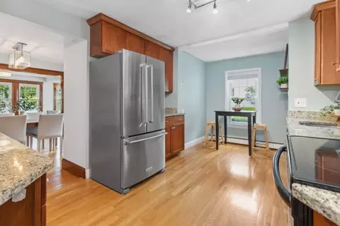 14 Fairview Ave, Reading, MA 01867 photo 12