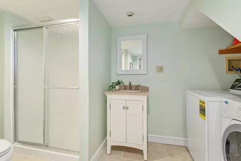 14 Fairview Ave, Reading, MA 01867 photo 32