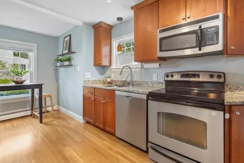 14 Fairview Ave, Reading, MA 01867 photo 13