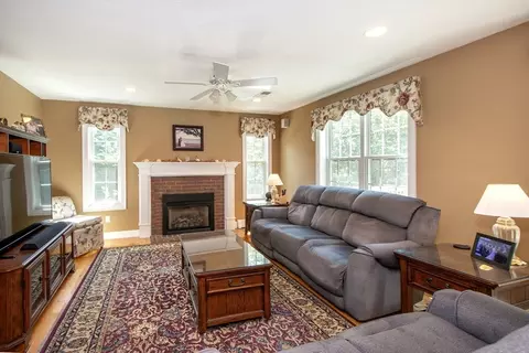 261 Olde Forge Rd, Hanover, MA 02339 photo 7