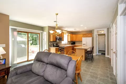 261 Olde Forge Rd, Hanover, MA 02339 photo 6