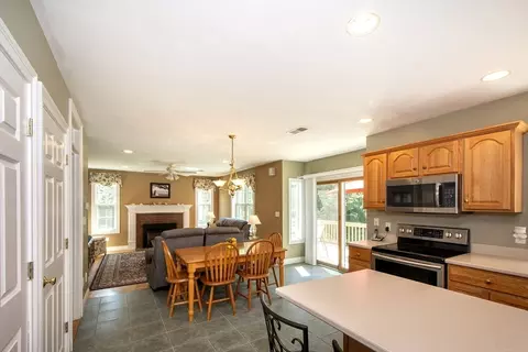 261 Olde Forge Rd, Hanover, MA 02339 photo 8