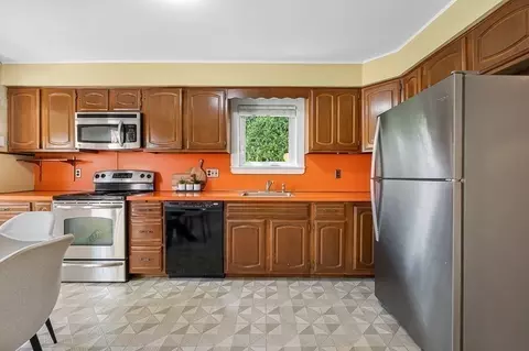 151 Coolidge Rd, Worcester, MA 01602 photo 15